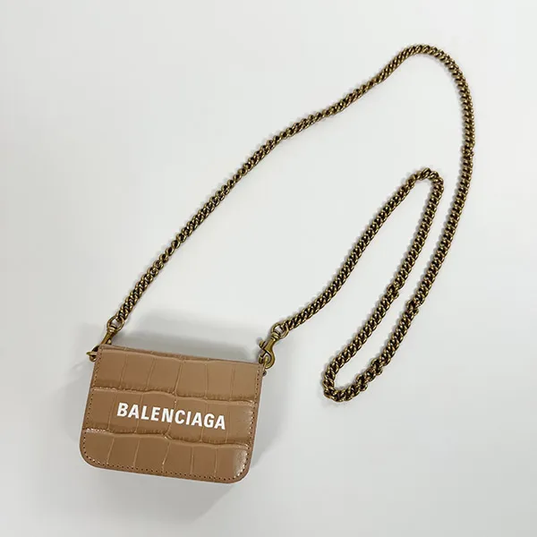 最安値挑戦【国内即発】バレンシアガ コピー/CASH クロコ チェーン付き三つ折り財布 6181451LRRM4623