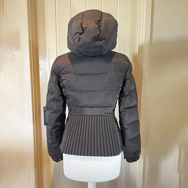 プラダ 大人気モデル 29X544 ダウンジャケット スーパーコピー c25103113
