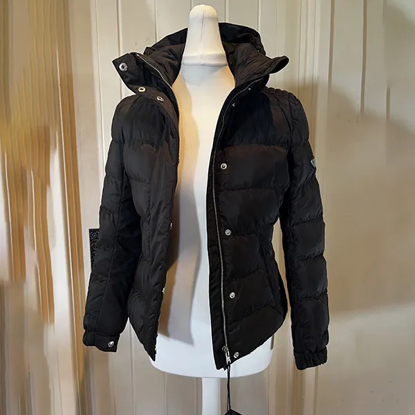 プラダ 大人気モデル 29X544 ダウンジャケット スーパーコピー c25103113