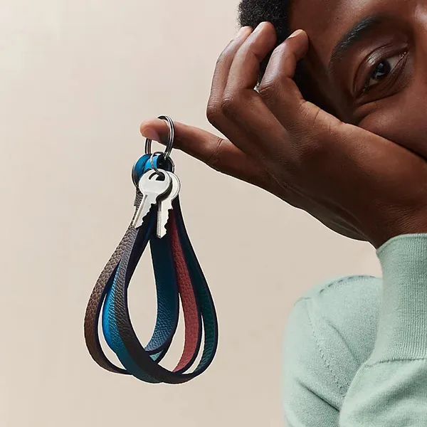 エルメス Petit H レインボーキーホルダー スーパーコピー H1105438 92