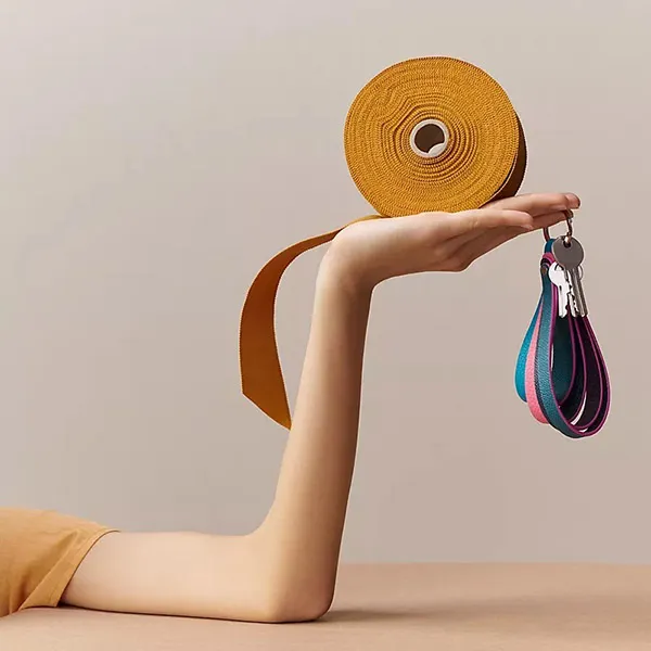 エルメス Petit H レインボーキーホルダー スーパーコピー H1105438 92