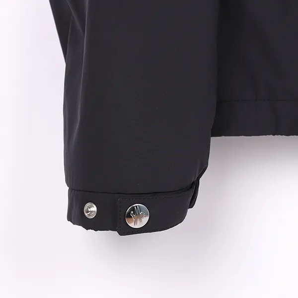 すぐ届モンクレール メンズ GRANEROショートダウンジャケット H20911B56900C030