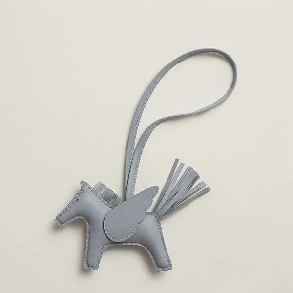 注目!風を纏う愛らしさ【エルメス コピー】ロデオ PM ペガサス バッグチャーム H083010CADX