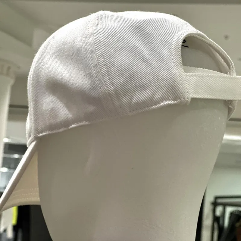 安いプラダ ドリル ベースボールキャップ 4色 pl555147