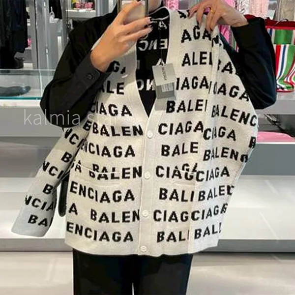 バレンシアガ Allover Horizontal ロゴカーディガン 偽物 bl251113