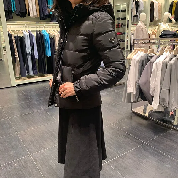 プラダ 大人気モデル 29X544 ダウンジャケット スーパーコピー c25103113