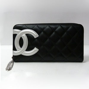 シャネル 生産中止 ブランドコピー カンボンラインラウンドジップ長財布 黒×シルバー A50078
